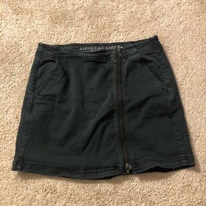 American Eagle Zipper Skirt